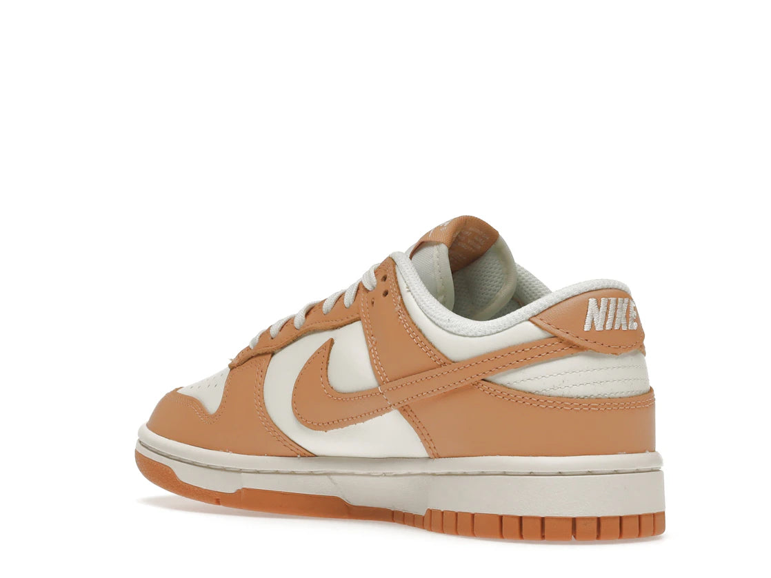 Nike Dunk Low Harvest Moon (Women's) - vue secondaire B