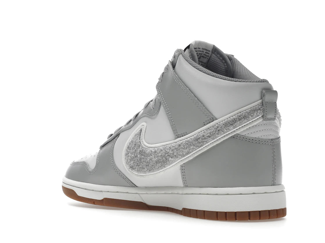 Nike Dunk High University Chenille Swoosh Light Smoke Grey - vue secondaire B