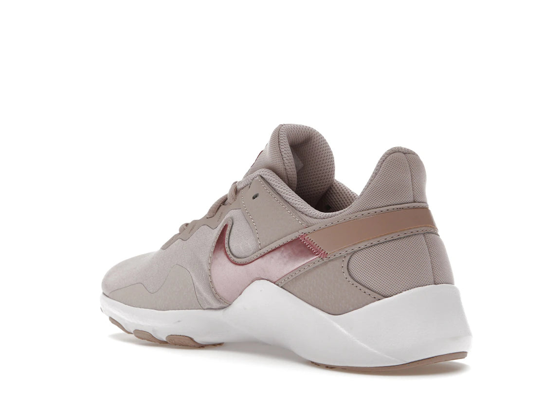 Nike Legend Essential 2 Platinum Violet (Women's) - vue secondaire B