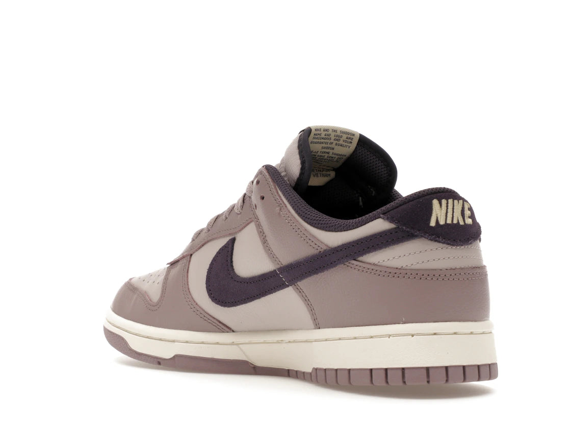 Nike Dunk Low SE Light Violet Ore - vue secondaire B