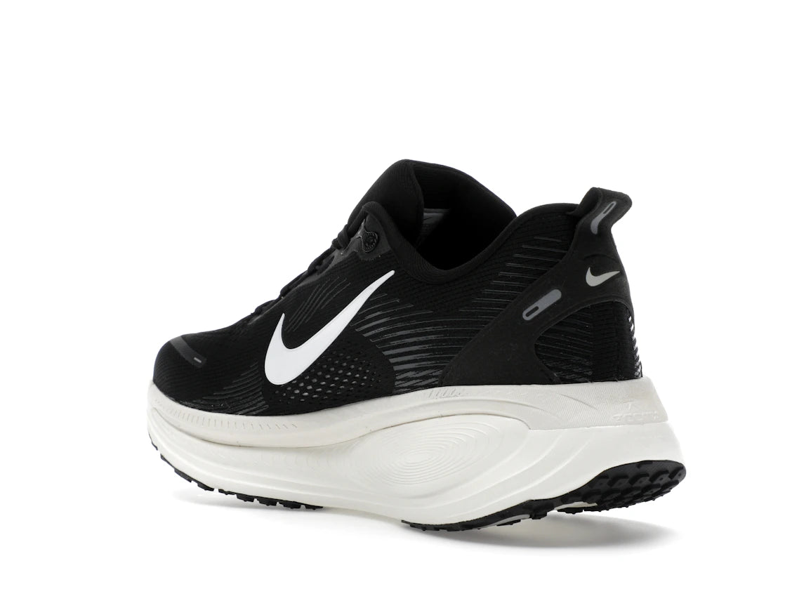 Nike Vomero 18 Black Coconut Milk Light Iron Ore Summit White - vue secondaire B