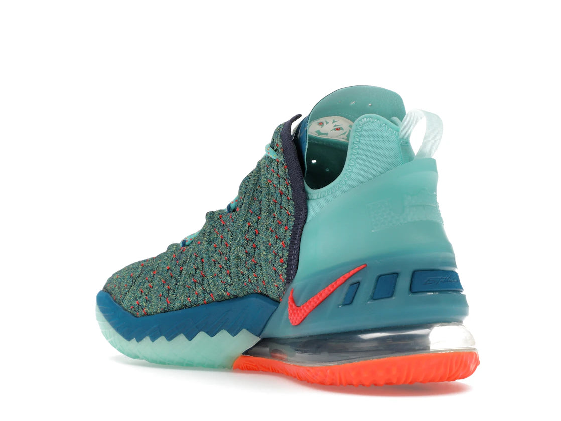 Nike LeBron 18 We Are Family - vue secondaire B