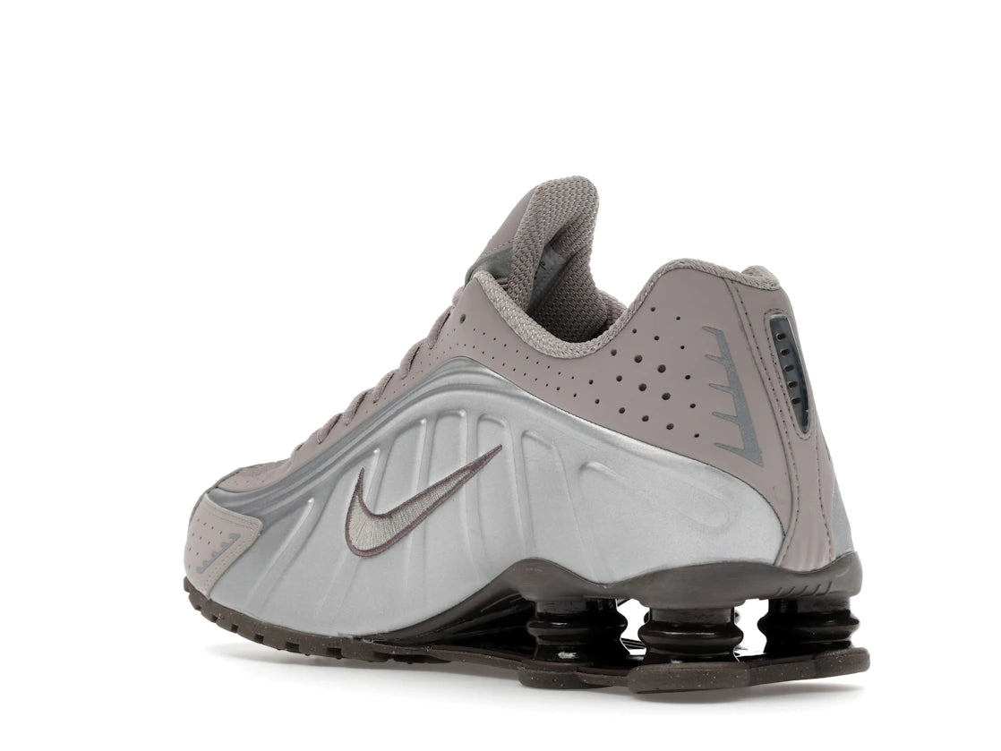 Nike Shox R4 Cave Stone - vue secondaire B