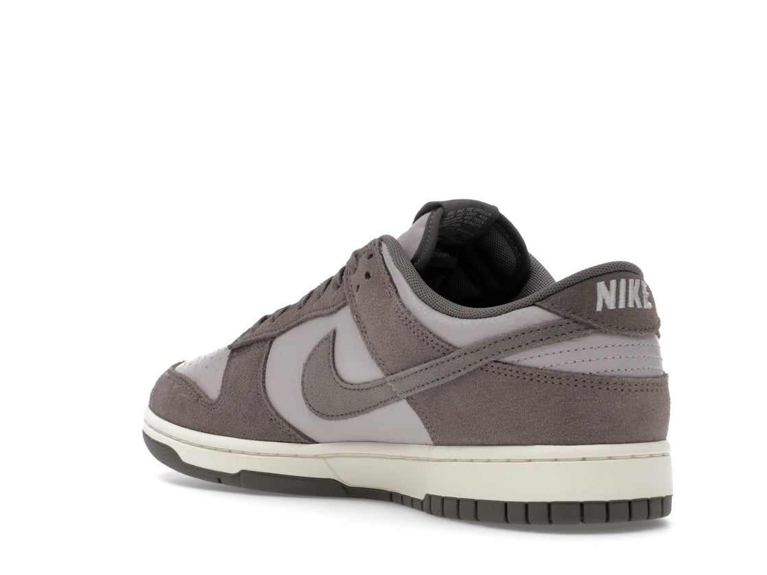 Nike Dunk Low SE Platinum Violet Cave Stone - vue secondaire B