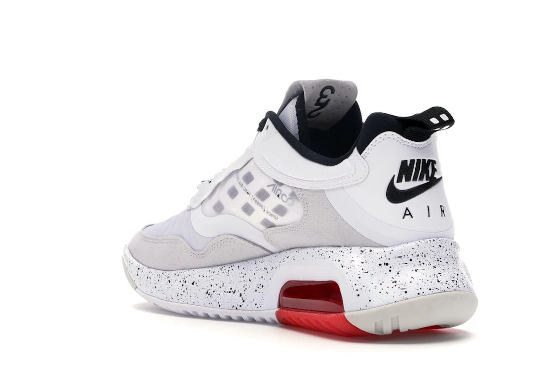 Jordan Max 200 White Challenge Red Black - vue secondaire B