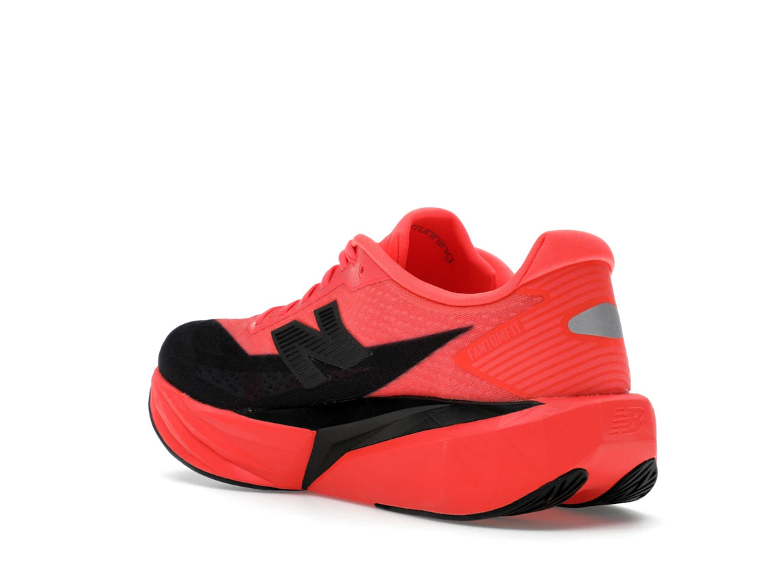 New Balance FuelCell Rebel v5 Urgent Red Black - vue secondaire B
