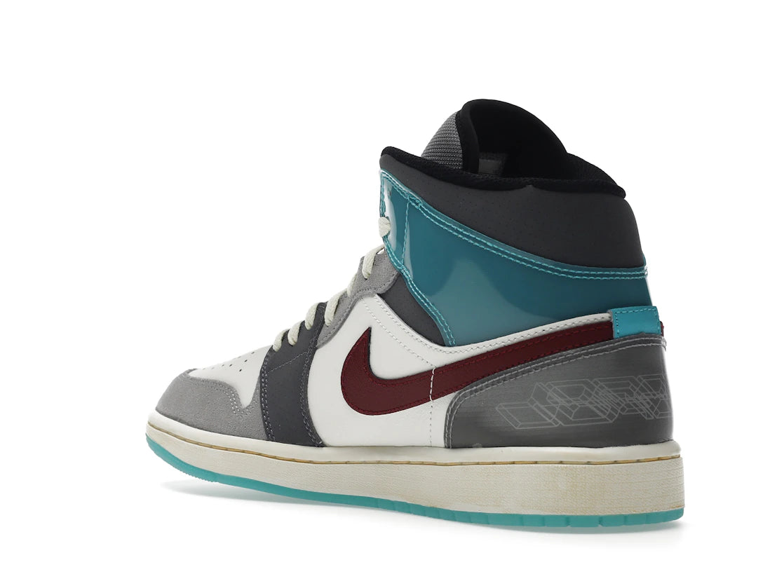 Jordan 1 Mid SE Exploration Unit - vue secondaire B
