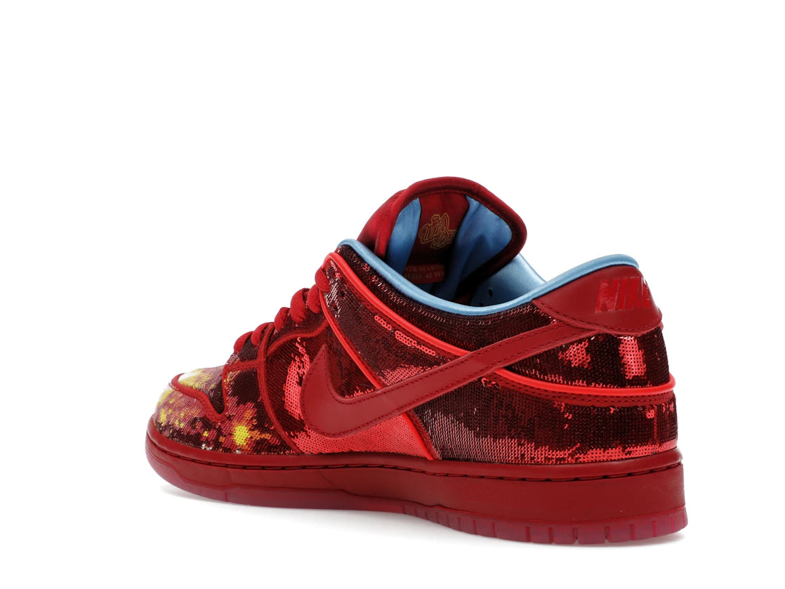 Nike SB Dunk Low The Wizard of Oz Ruby Red Slipper (Golden Ticket) - vue secondaire B