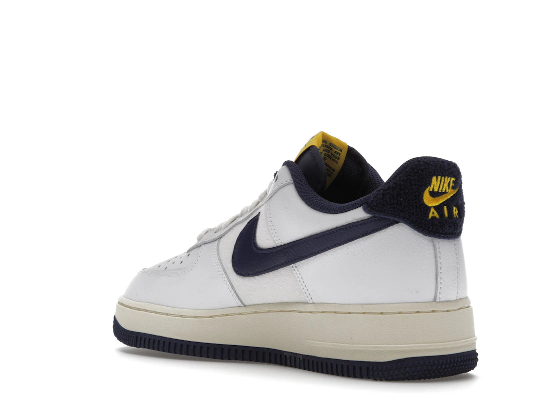 Nike Air Force 1 Low '07 LV8 Michigan Varsity Jacket (2021) - vue secondaire B
