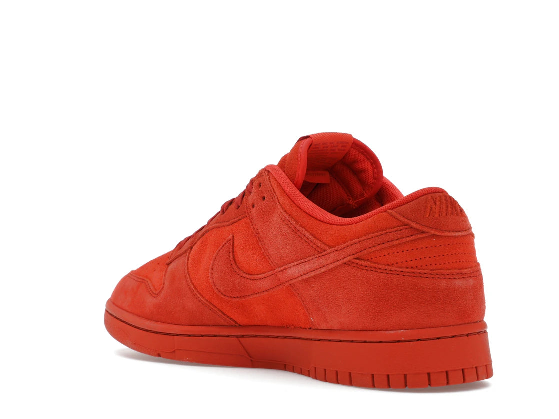 Nike Dunk Low SE Valley Of Fire (Women's) - vue secondaire B