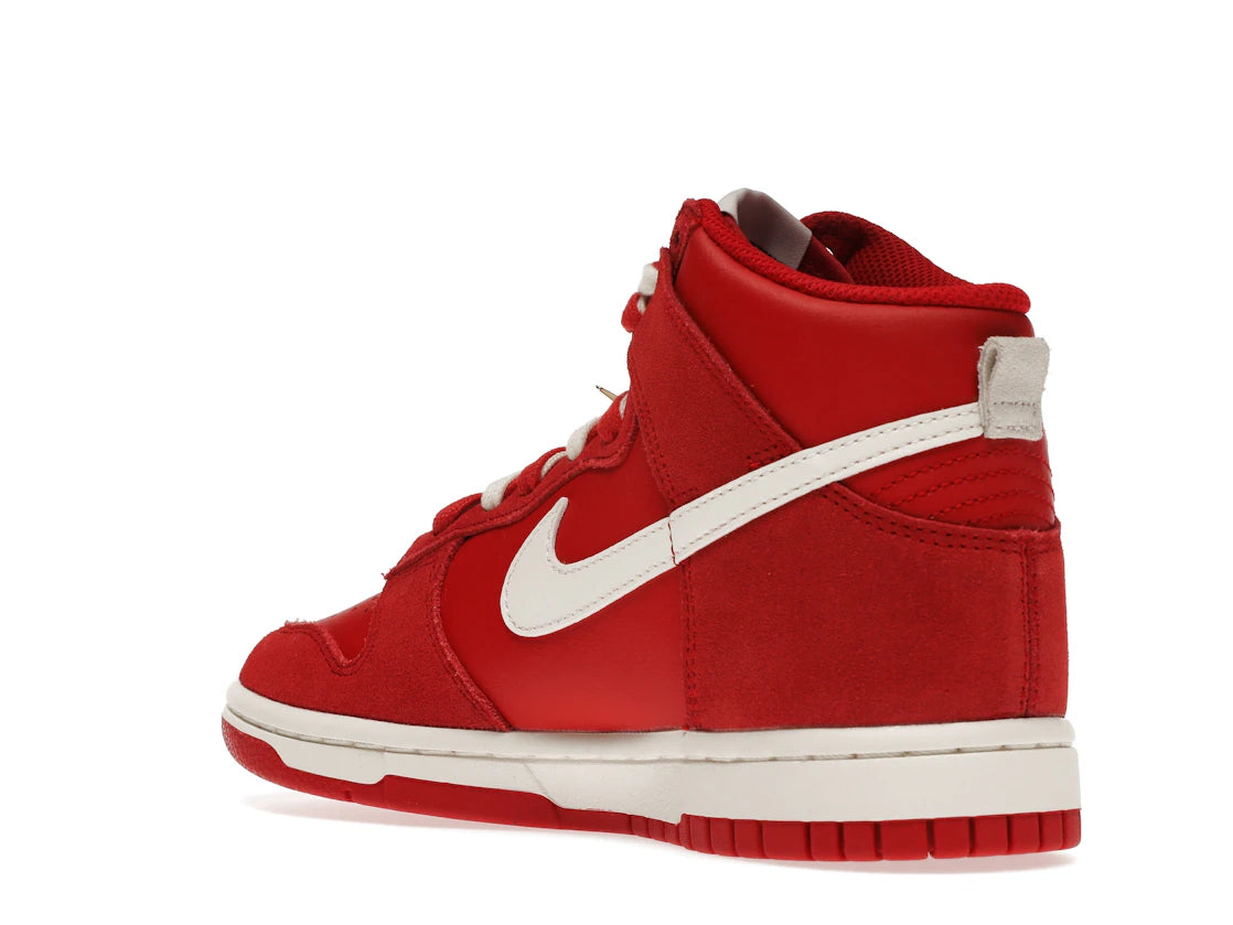 Nike Dunk High First Use Red - vue secondaire B