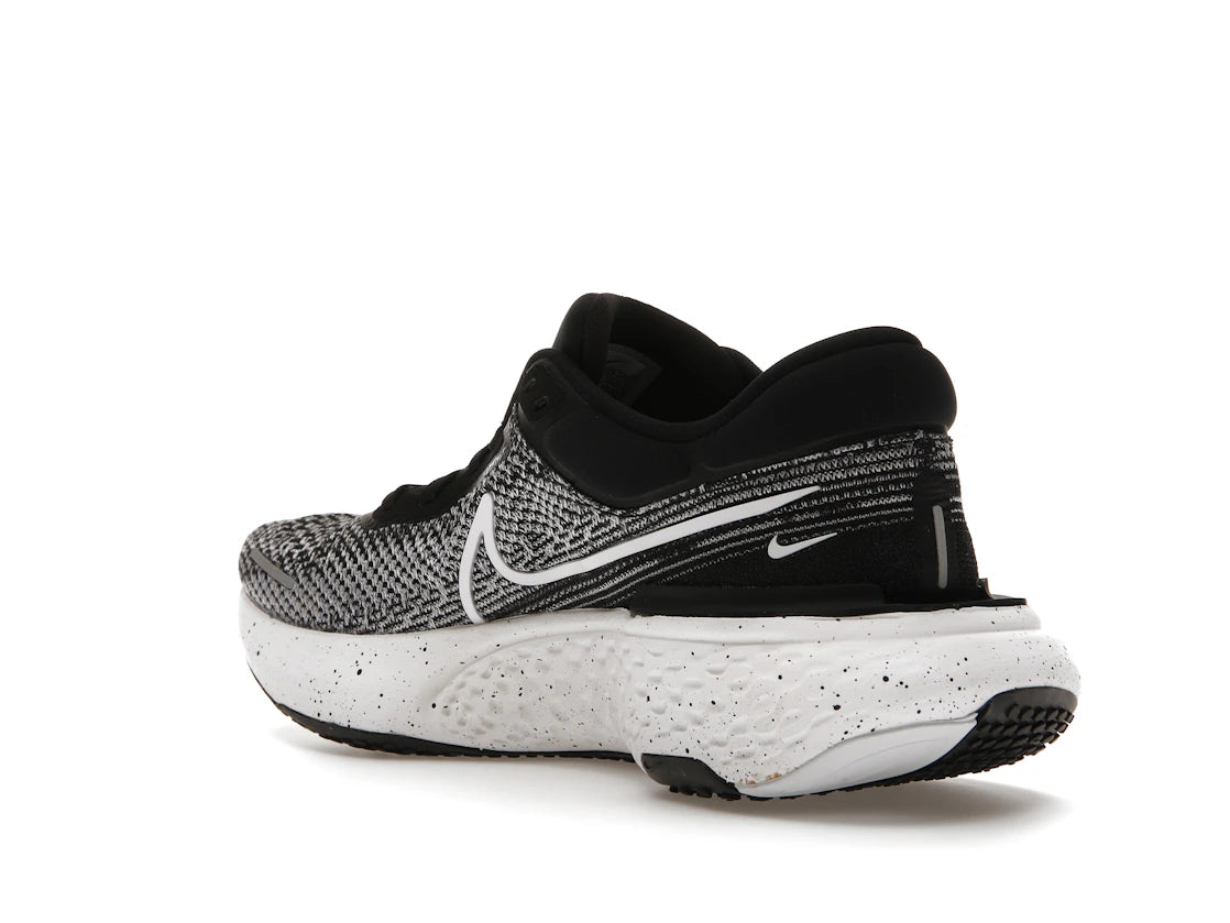 Nike ZoomX Invincible Run Flyknit Oreo - vue secondaire B