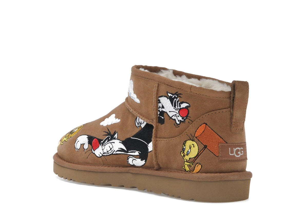 UGG Classic Ultra Mini Boot Palace x Looney Tunes Chestnut - vue secondaire B