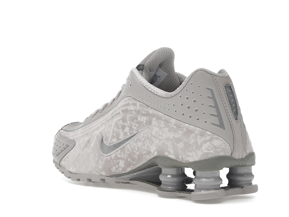 Nike Shox R4 Flat Pewter Floral (Women's) - vue secondaire B