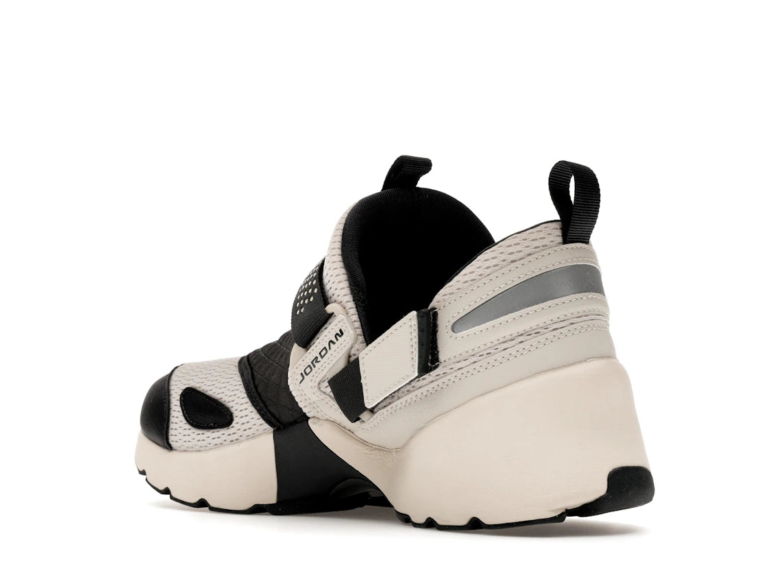 Jordan Trunner LX Light Orewood Brown (Women's) - vue secondaire B