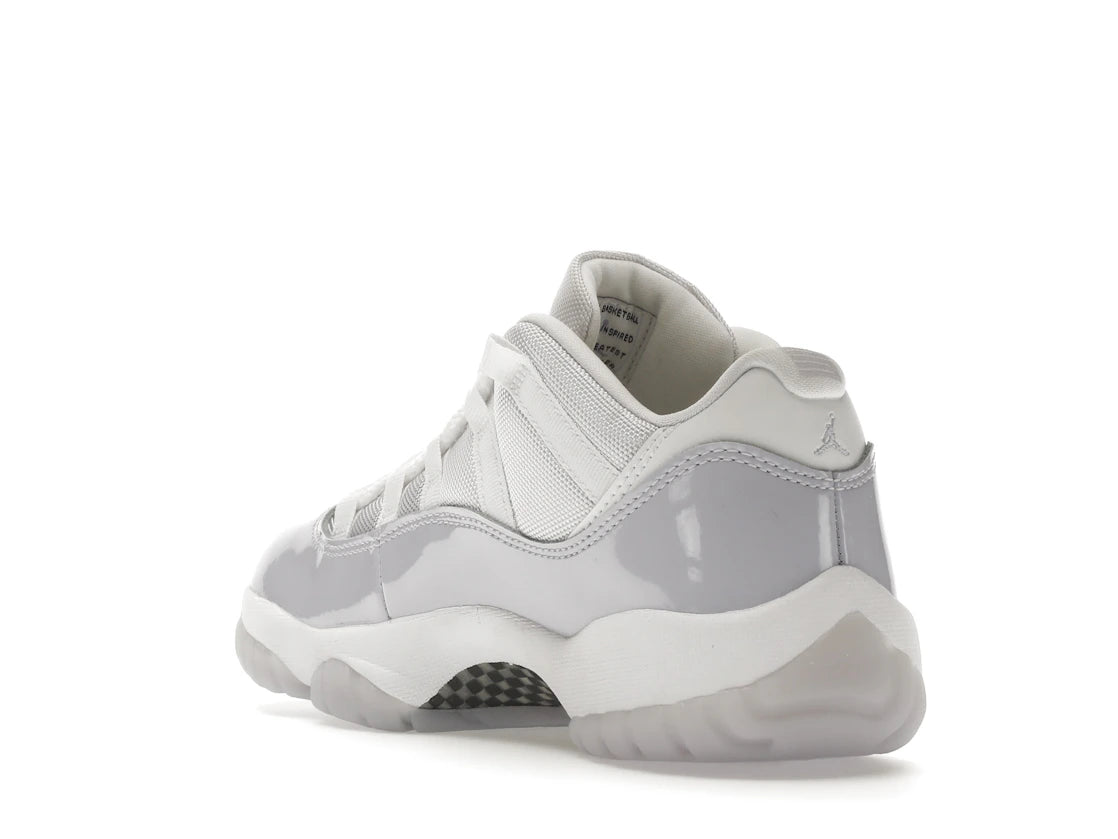 Jordan 11 Retro Low Pure Violet (Women's) - vue secondaire B