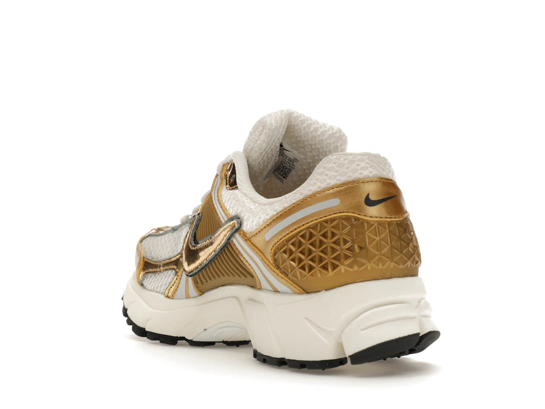 Nike Zoom Vomero 5 Metallic Gold (Women's) - vue secondaire B
