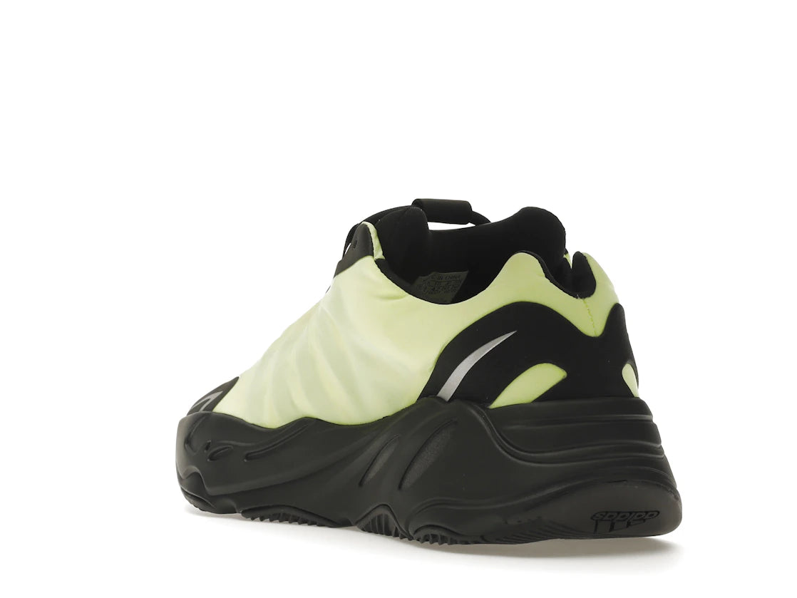 adidas Yeezy Boost 700 MNVN Phosphor - vue secondaire B