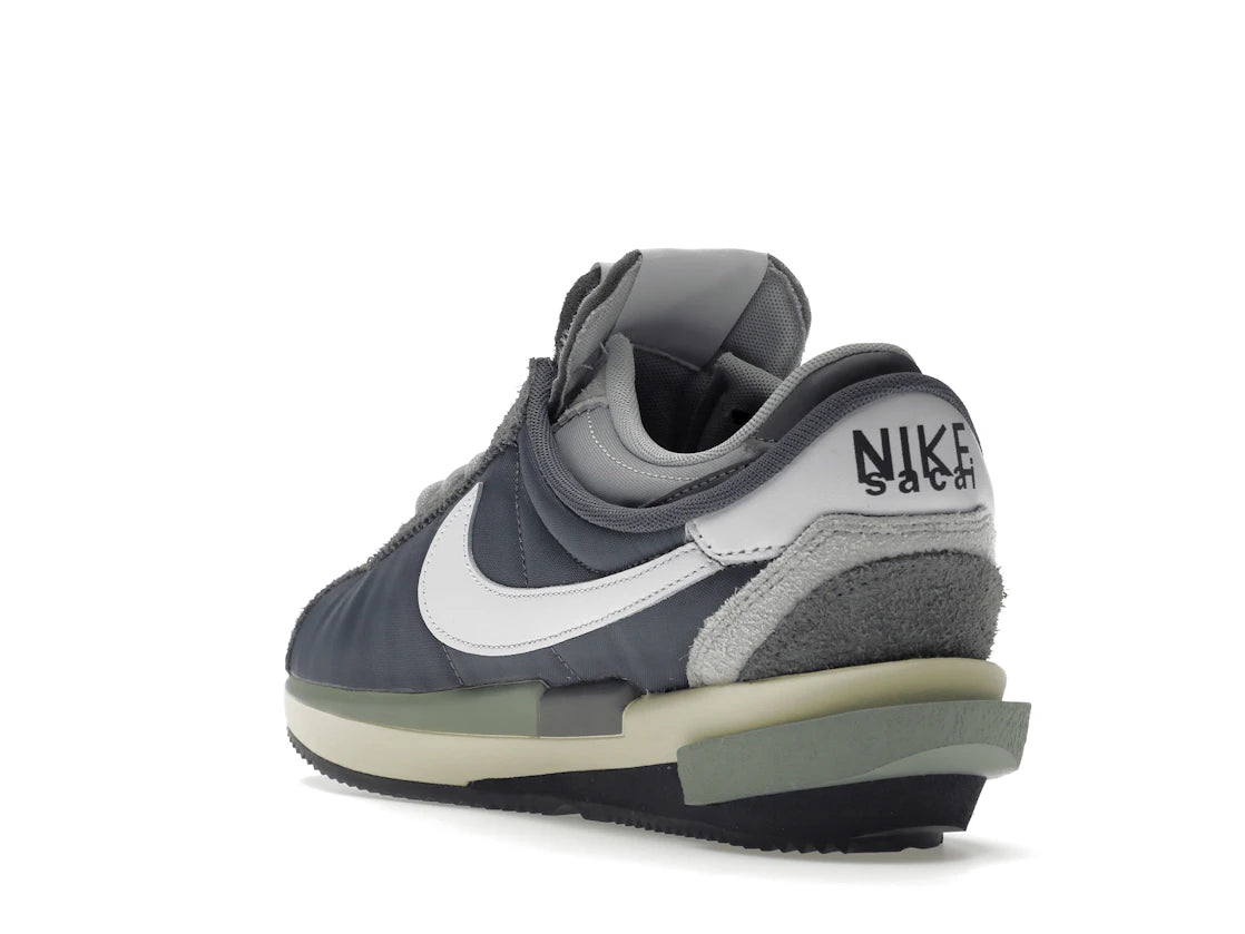 Nike Zoom Cortez SP sacai Iron Grey - vue secondaire B