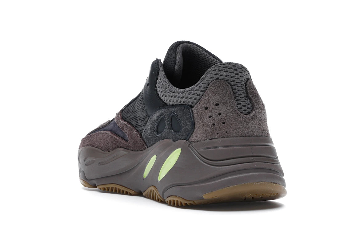 Adidas Yeezy Boost 700 Mauve - vue secondaire B