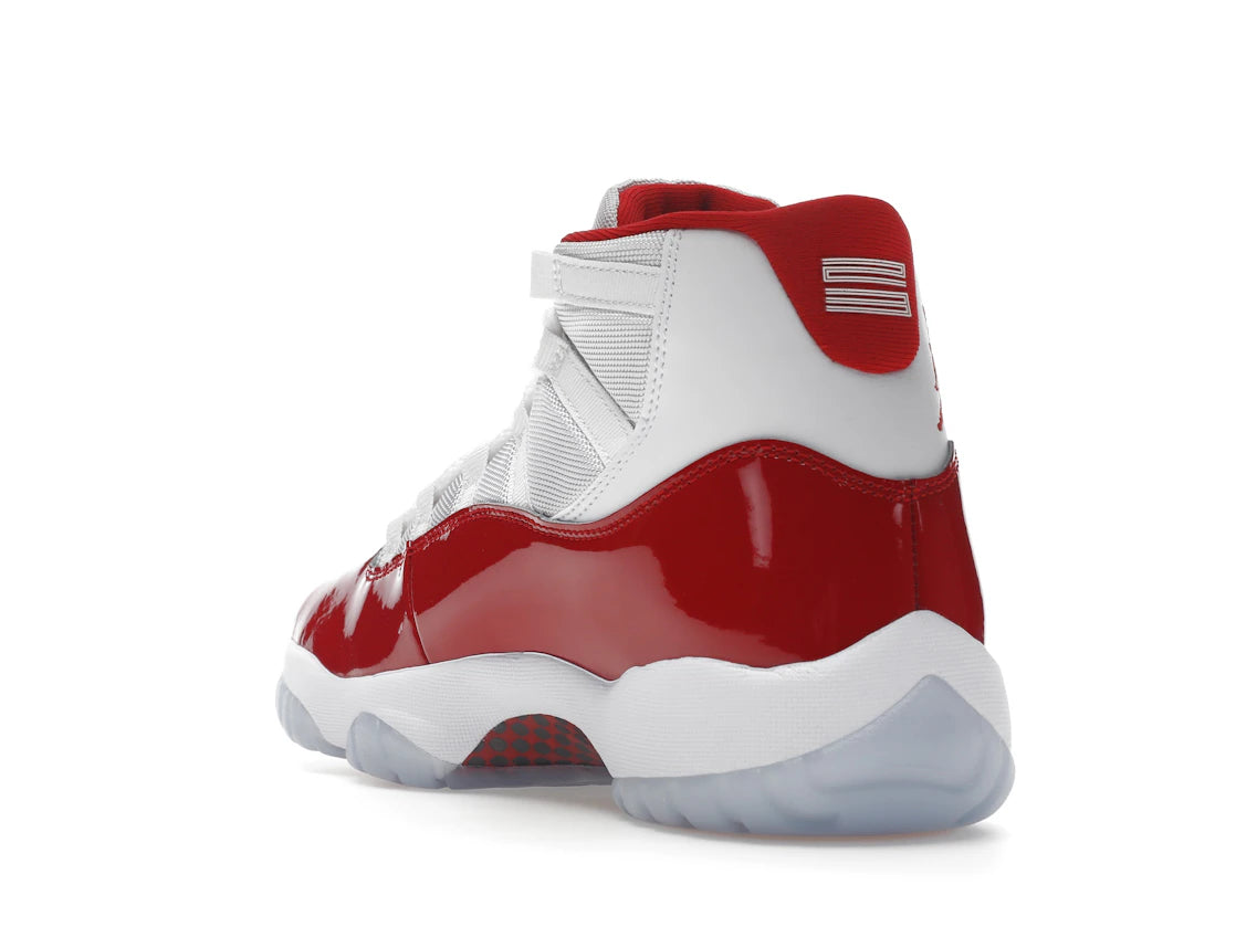 Jordan 11 Retro Cherry (2022) - vue secondaire B