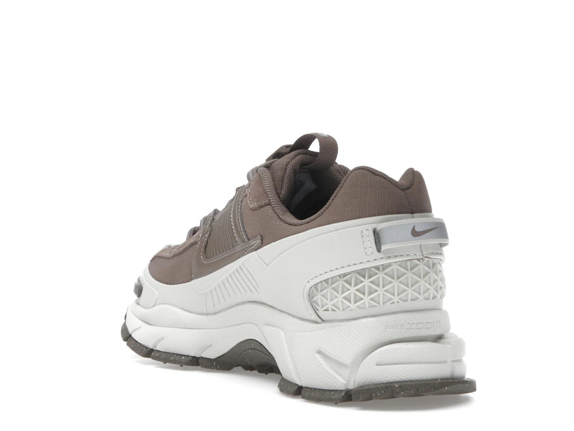 Nike Zoom Vomero 5 Roam Light Bone Mink Brown (Women's) - vue secondaire B