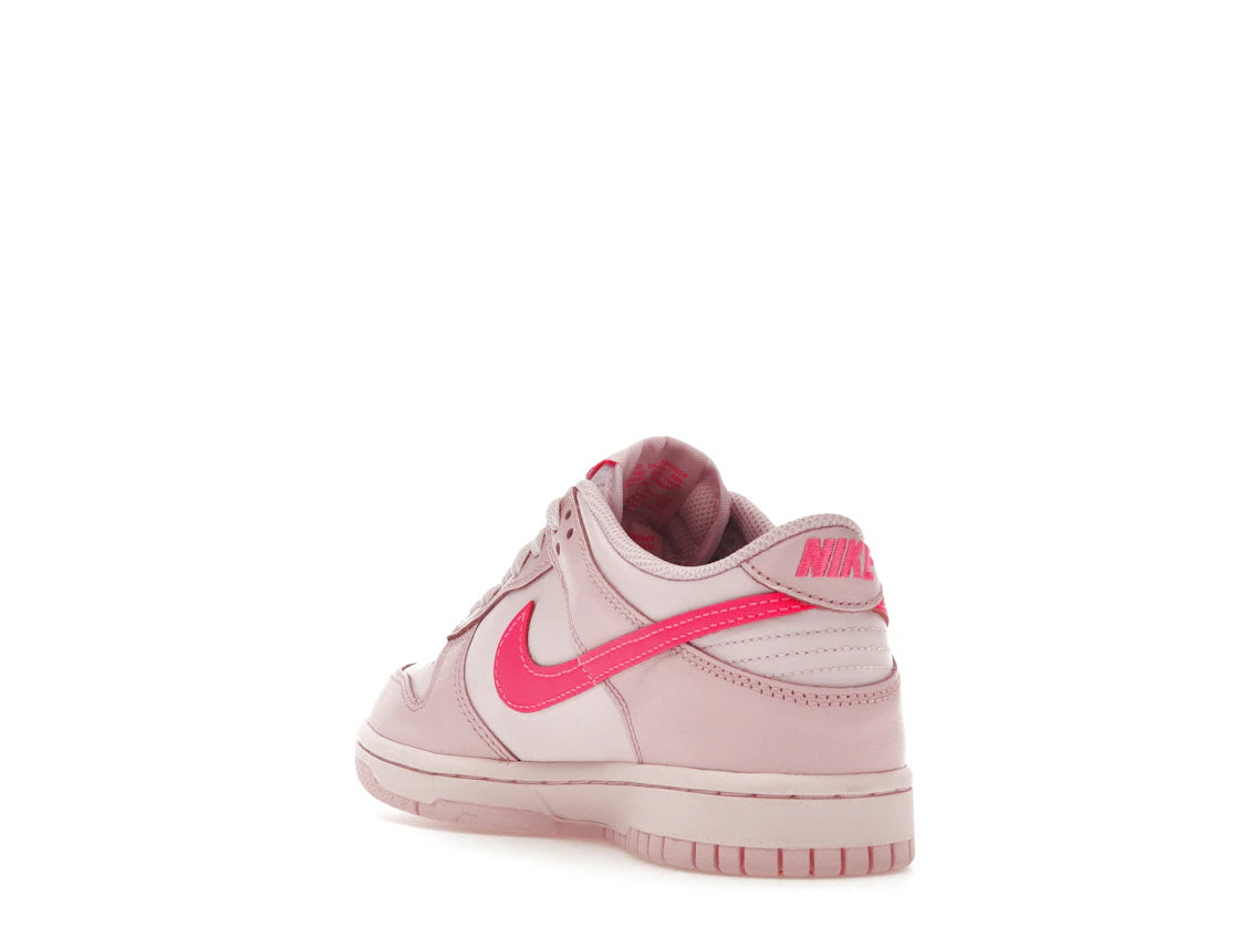 Nike Dunk Low Triple Pink (GS) - vue secondaire B