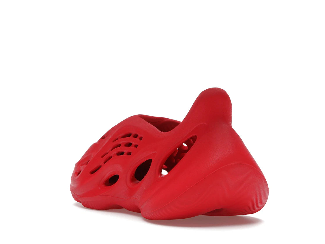 adidas Yeezy Foam RNNR Vermillion - vue secondaire B