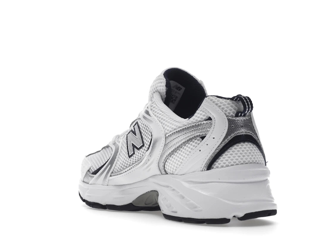 New Balance 530 Weiß Silber Marineblau - vue secondaire B