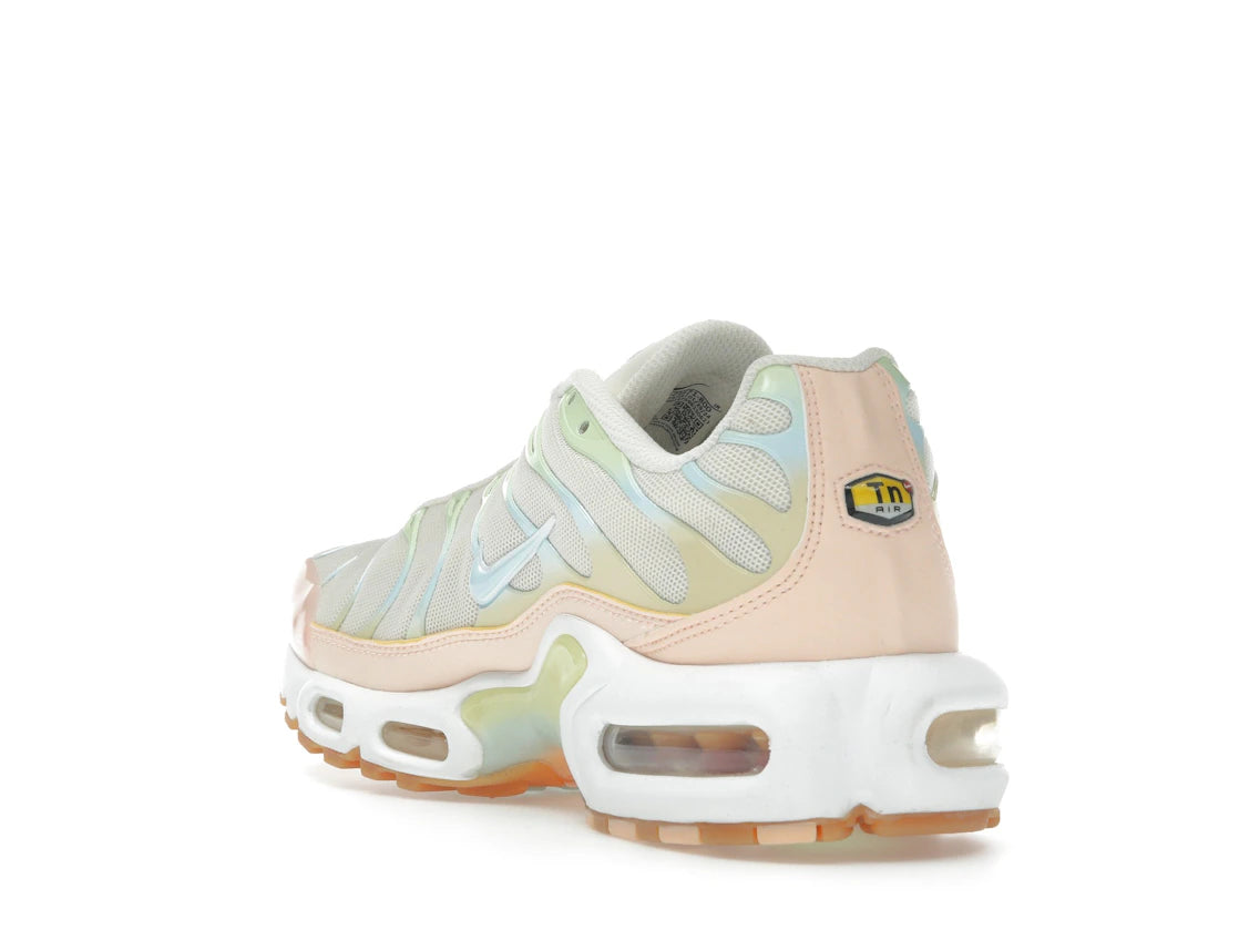 Nike Air Max Plus Crimson Tint (Women's) - vue secondaire B