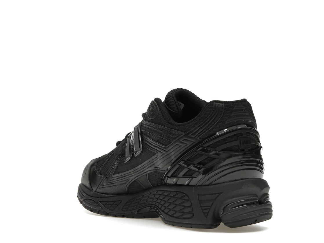 New Balance 1906U Triple Black - vue secondaire B