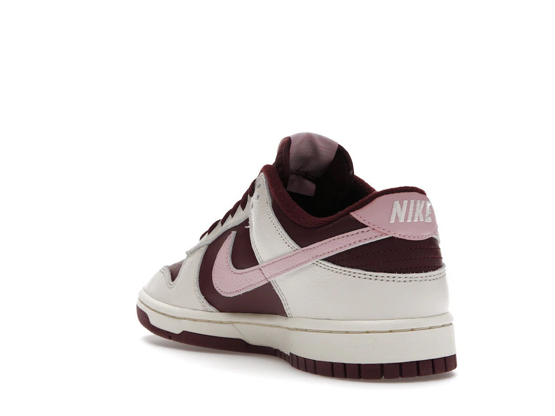 Nike Dunk Low Retro PRM Valentine's Day (2023) - vue secondaire B