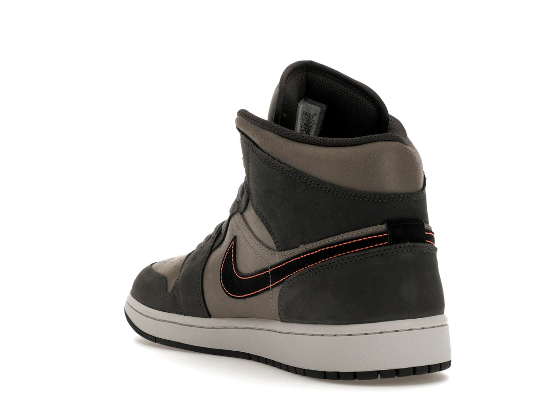Jordan 1 Mid SE Night Stadium - vue secondaire B