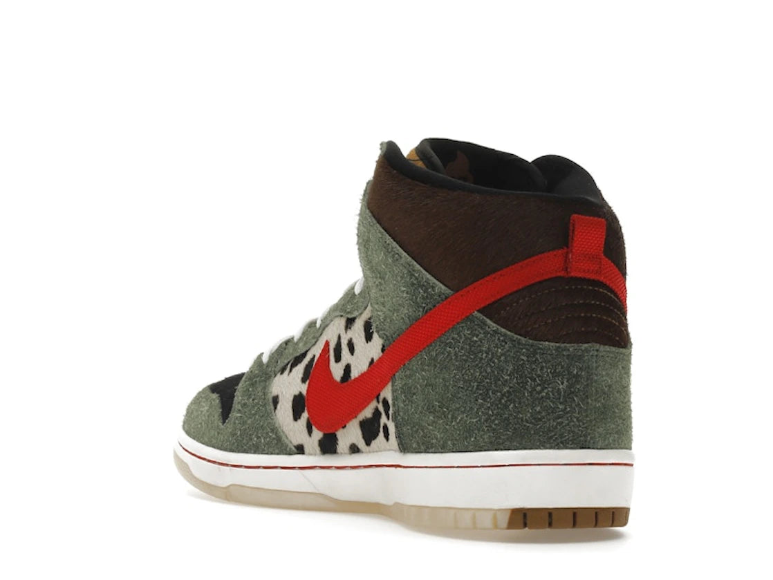 Nike SB Dunk High Dog Walker - vue secondaire B