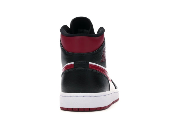 Jordan 1 Mid Bred Toe