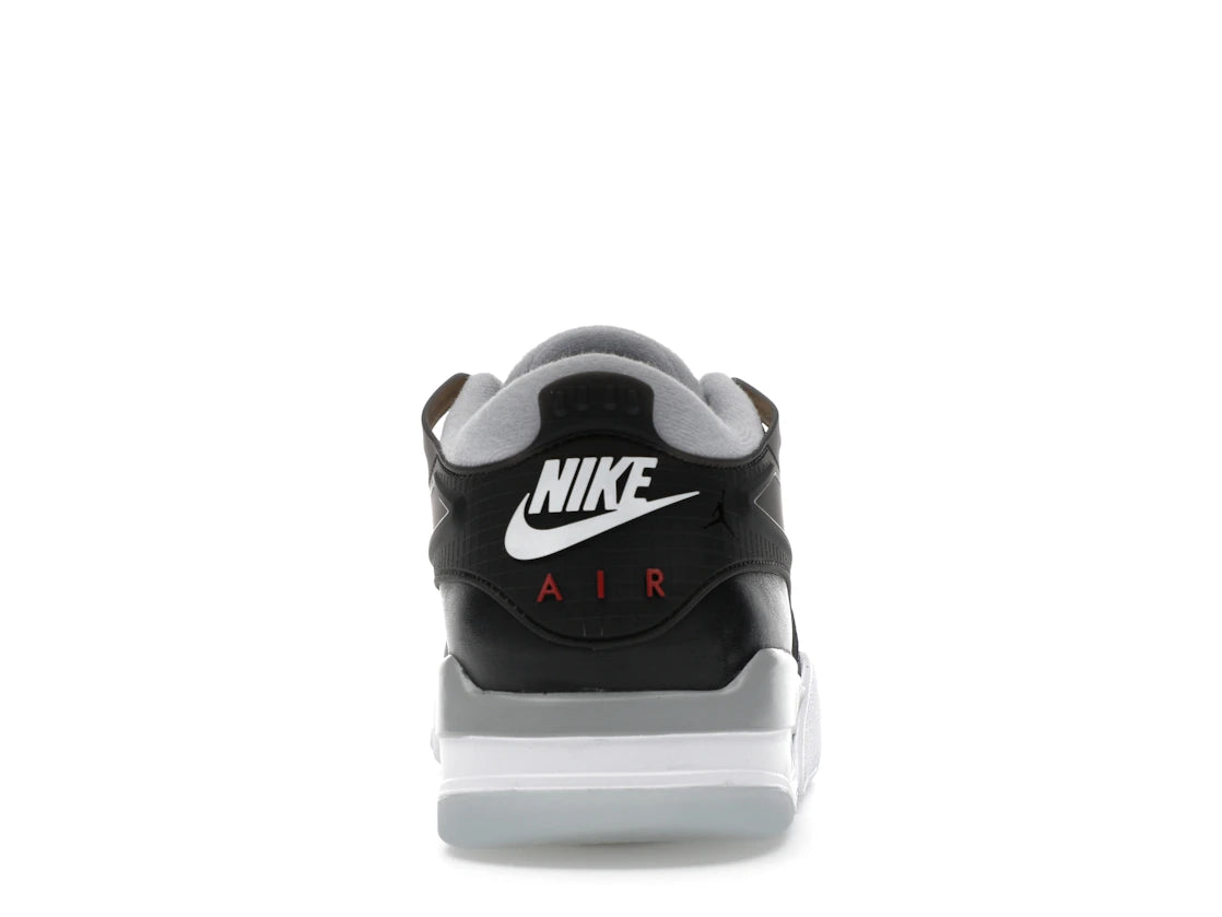 Jordan 4 RM Schwarz Metallic
