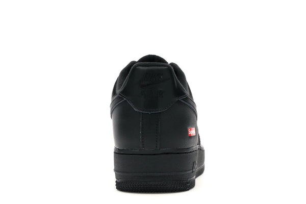 Nike Air Force 1 Low Supreme Schwarz