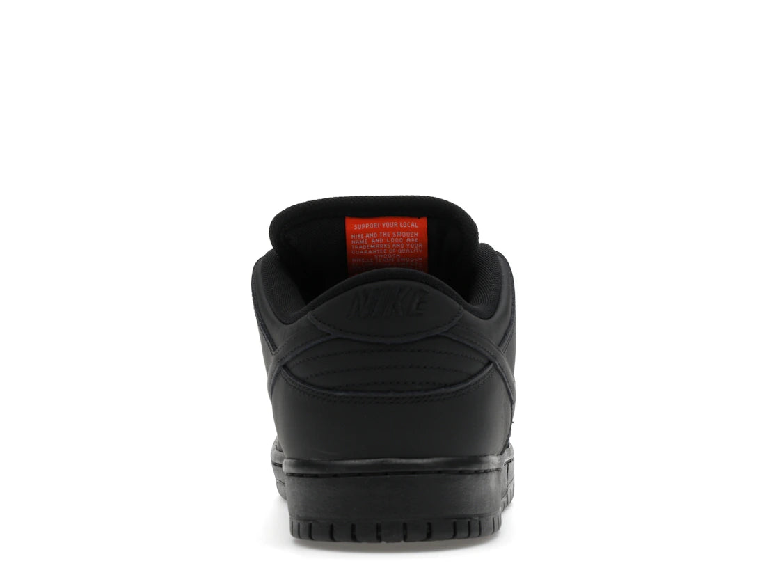 Nike SB Dunk Low Pro Triple Black