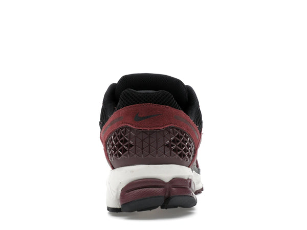 Nike Zoom Vomero 5 Dark Team Red