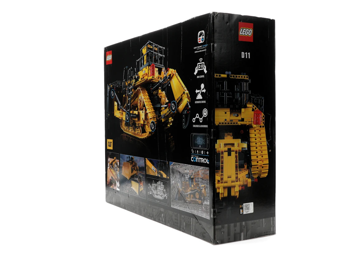LEGO Technic App-Controlled Cat D11 Bulldozer Set 42131 Yellow/Black
