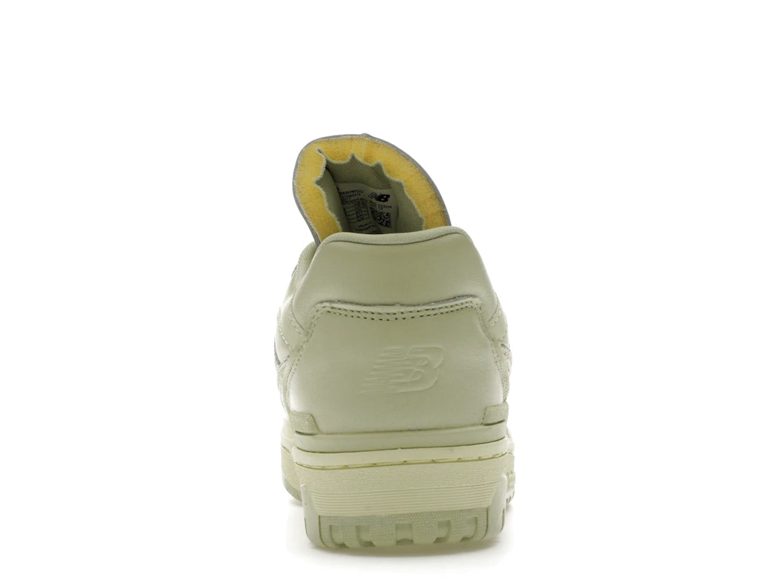 New Balance 550 Deep Lichen Green