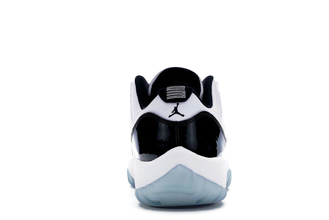 Jordan 11 Retro Low Concord