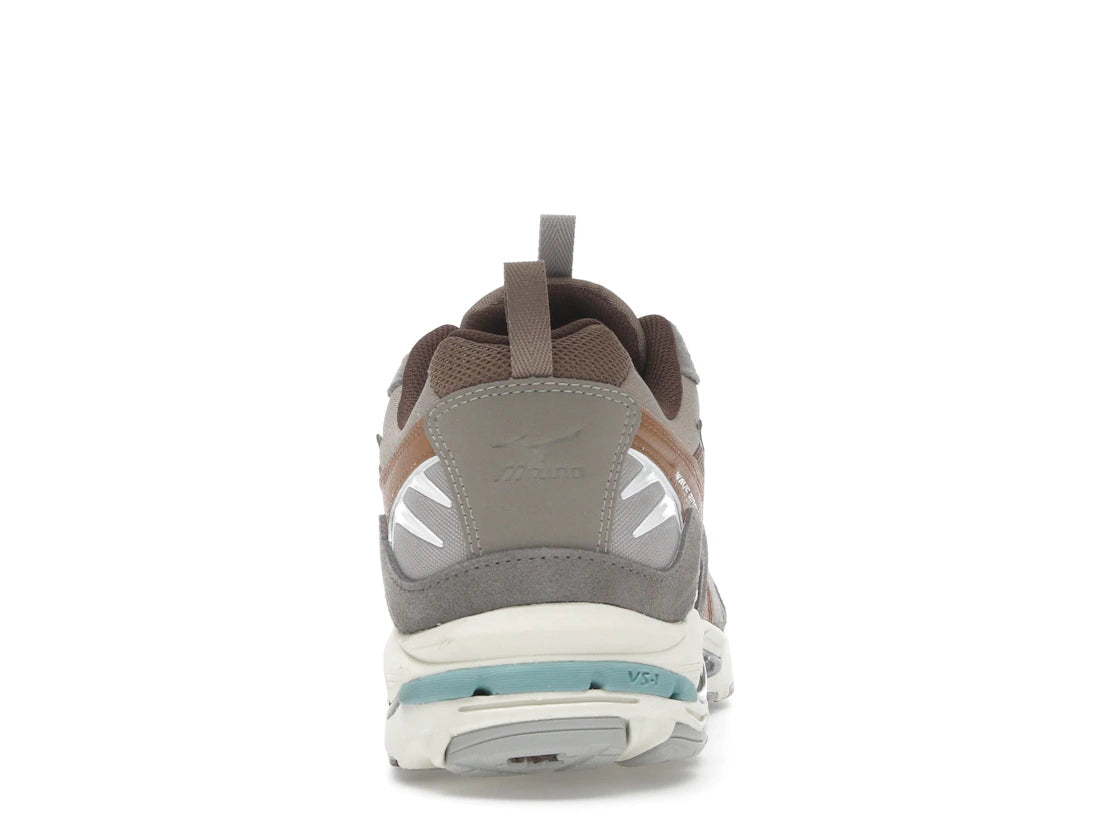 Mizuno Wave Rider 10 Fossil White Thrush
