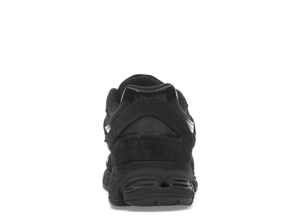 New Balance 2002R Triple Black