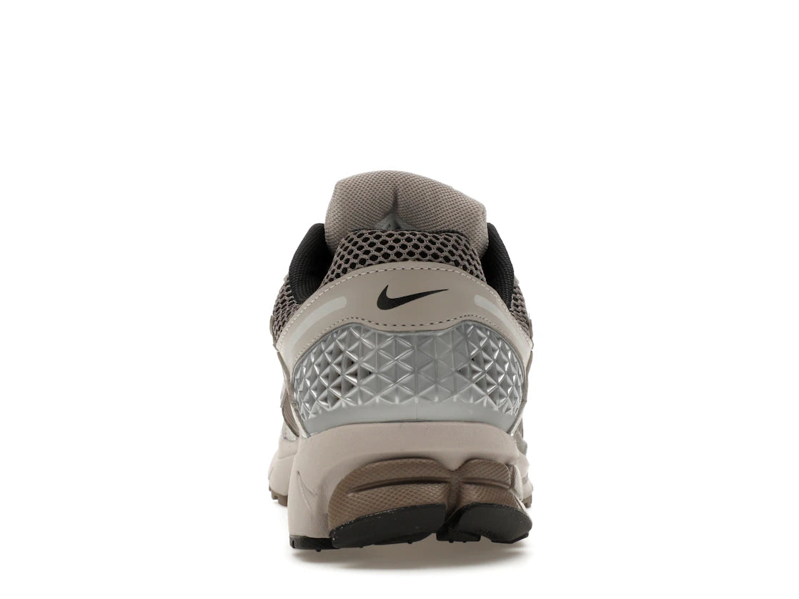 Nike Zoom Vomero 5 College Grey Cave Stone