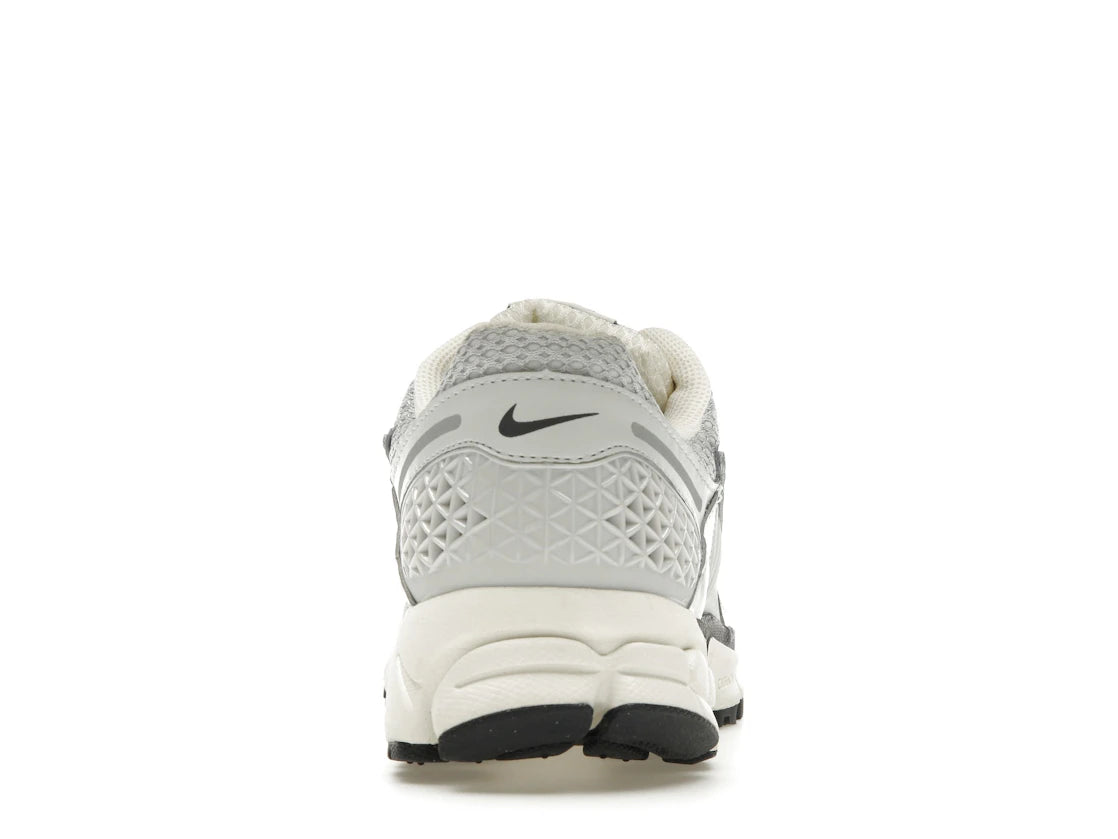 Nike Zoom Vomero 5 Chrome