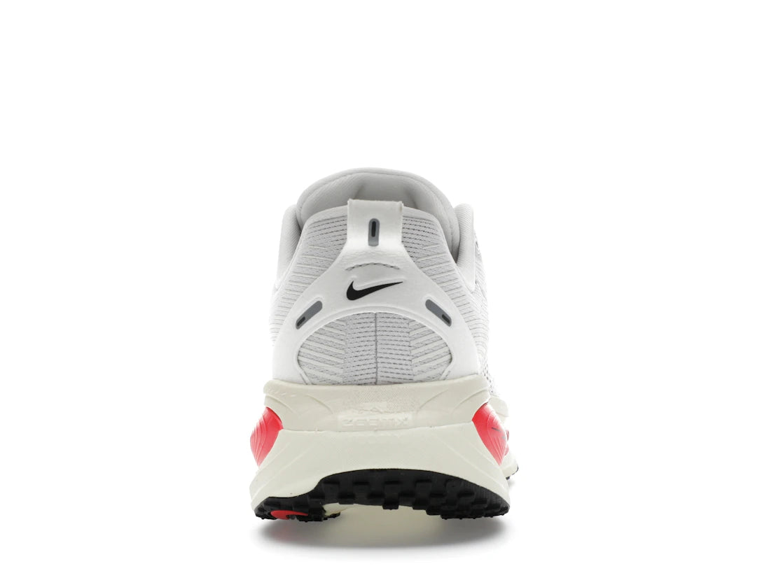 Nike Vomero 18 Platinum Tint Siren Red Light Smoke Grey Metallic Pewter
