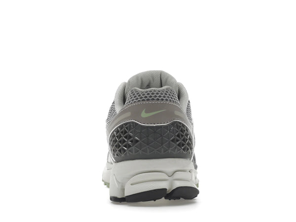 Nike Zoom Vomero 5 Cobblestone Flat Pewter (Women's)