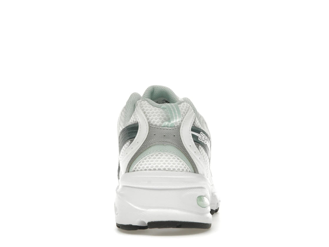 New Balance 530 Weiß New Spruce