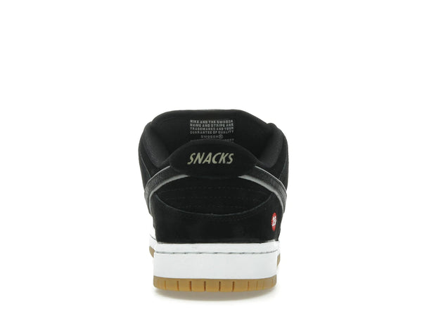 Nike SB Dunk Low Quartersnacks